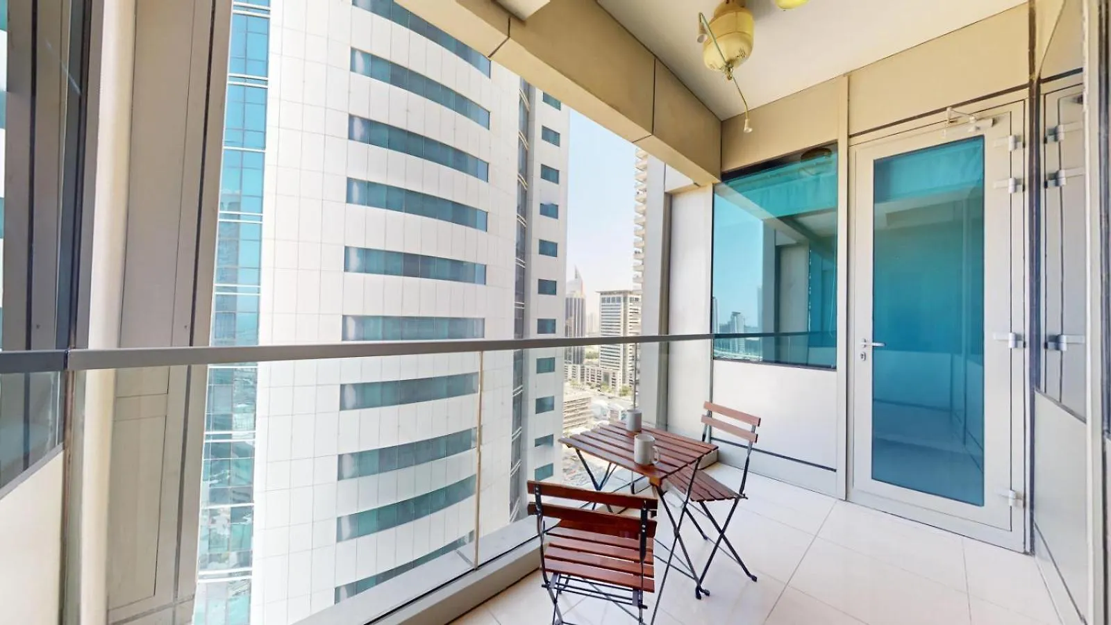 Ocean Heights - One Bedroom With Partial Sea View Dubai Apartment