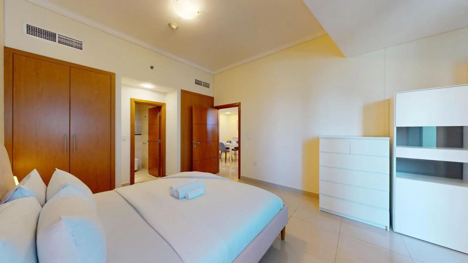Ocean Heights - One Bedroom With Partial Sea View Dubai Apartment