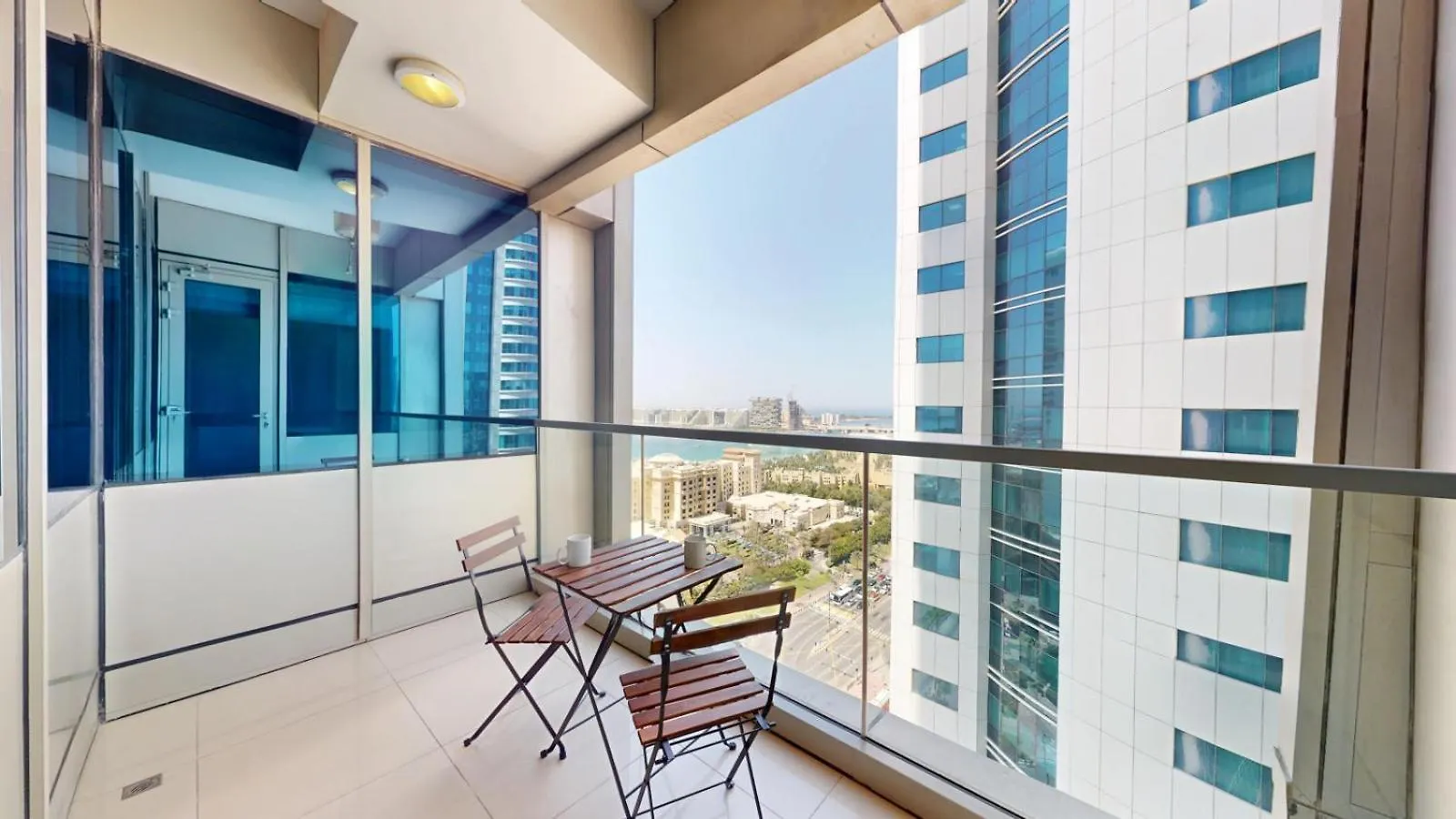 Apartment Ocean Heights - One Bedroom With Partial Sea View Dubai