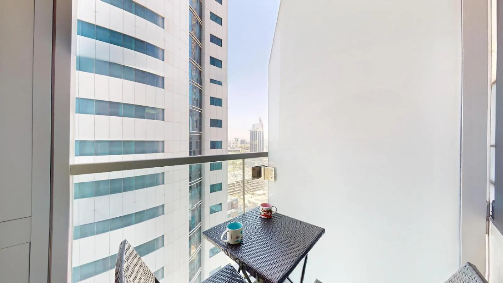 Ocean Heights - One Bedroom With Partial Sea View Dubai